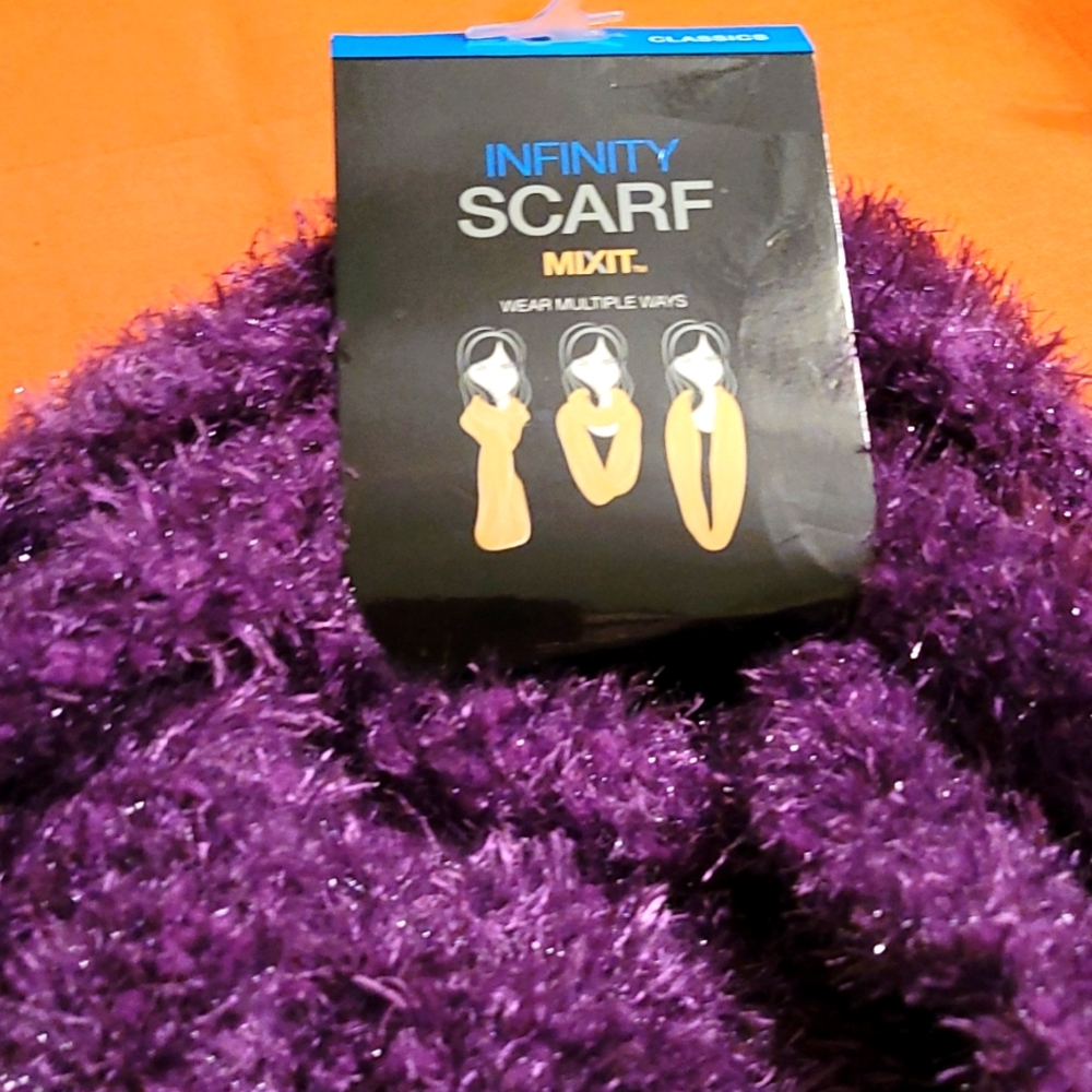 Women's winter/fashion scarf